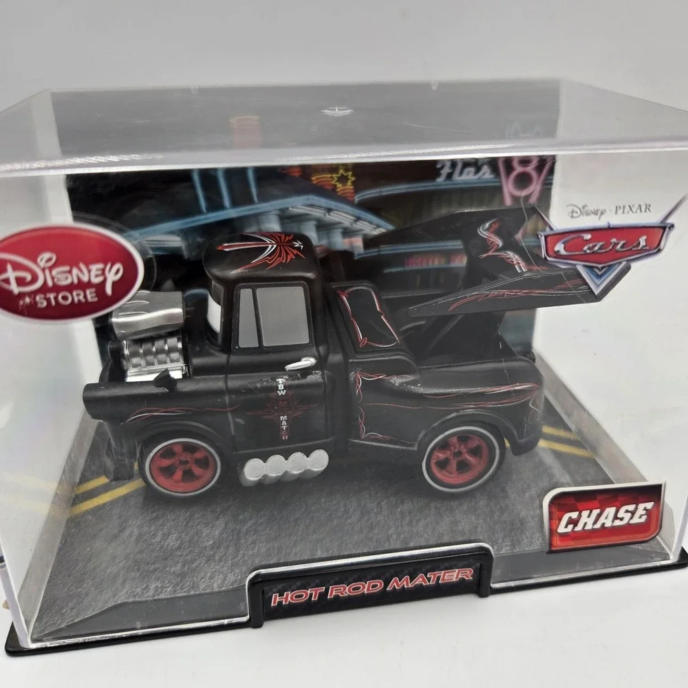 Disney Store Pixar Cars Diecast 1:43 HOT ROD MATER‎ Chase New In Acrylic Case